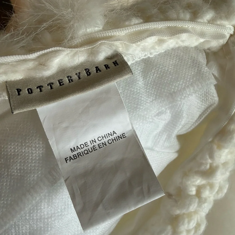 POTTERY BARN Chunky Cable Knit Faux Fur Throw Pillow Cover 24